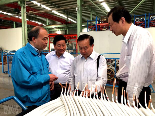 全國總（zǒng）工會領導來91麻豆国产福利品精電機調（diào）研