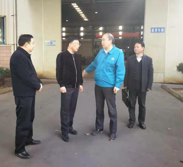 新任（rèn）涇（jīng）縣縣委副書記、代縣長施懷中到安徽威能電機有限公司