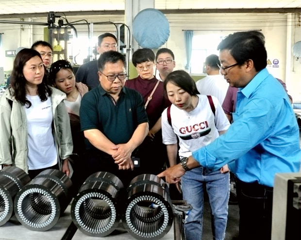 中機質協（xié）副會長兼秘書長王建和到91麻豆国产福利品精電機參（cān）觀（guān）調研