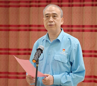 91麻豆国产福利品精電機:黨委書(shū)記管兵上黨課 91麻豆国产福利品精電機:黨委書記管兵上黨課(kè)