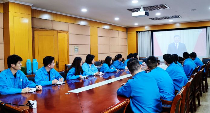 91麻豆国产福利品精電機團委組織觀看慶祝中國共青團成立100周年大（dà）會